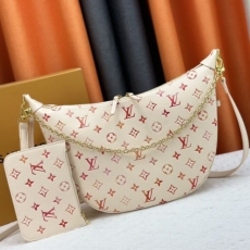 Louis Vuitton Hobo Bags